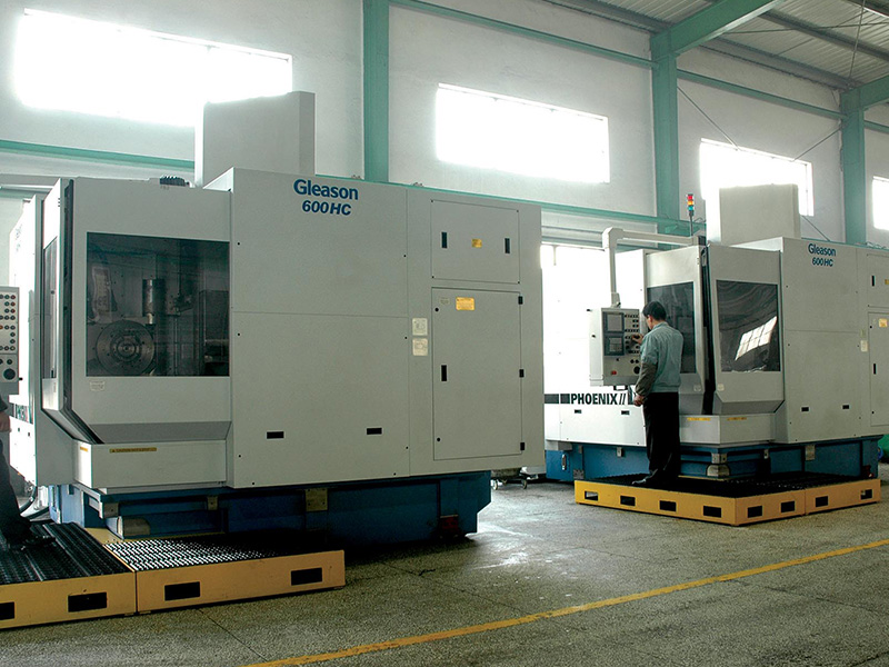 Gleason Phoenix 600HC milling machine